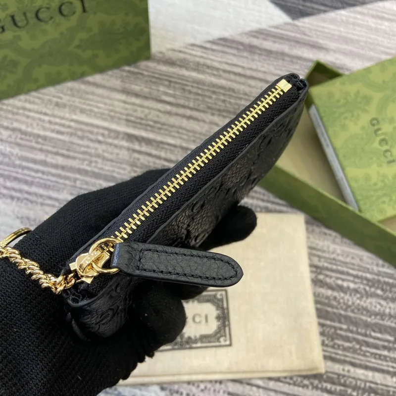 Gucci 815891 GG Emblem Purse wallet Black
