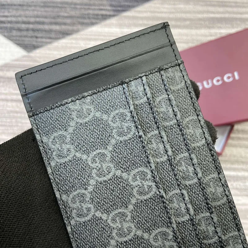 Gucci 821208 GG Emblem card case Black