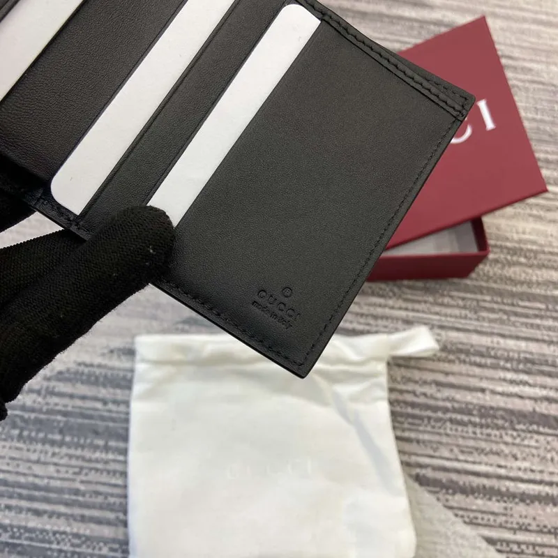 Gucci 821206 GG Emblem bi fold wallet Black