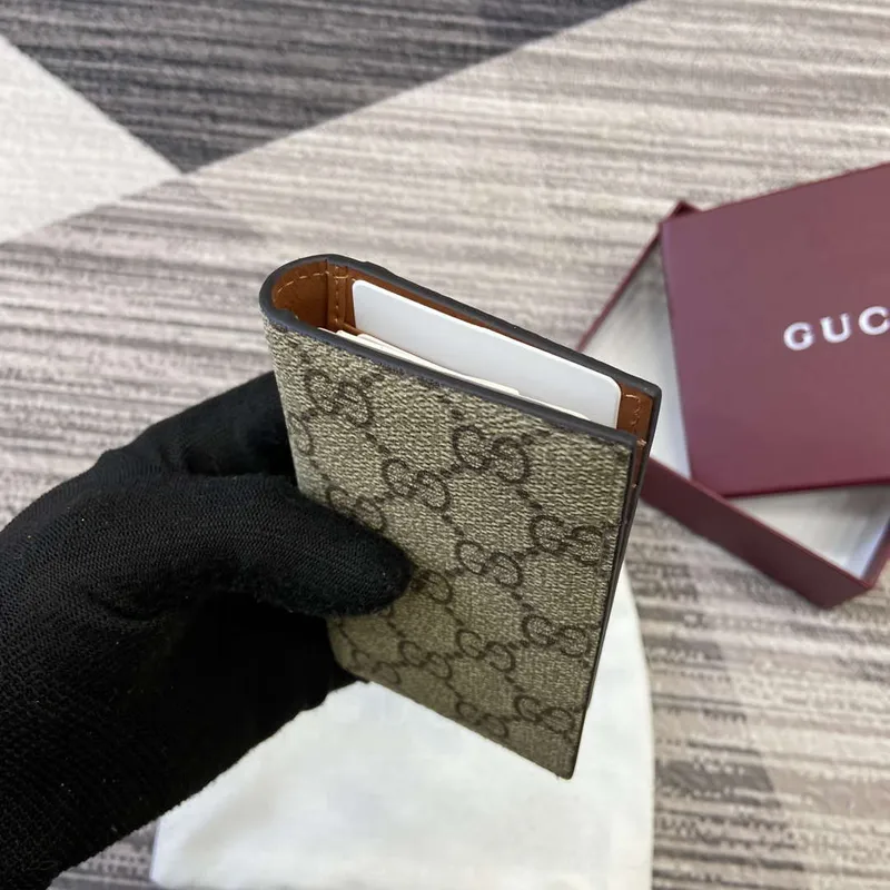 Gucci 821209 GG Emblem bi fold card case Beige and dark brown