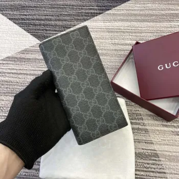 Gucci 821213 GG Emblem Black mini wallet
