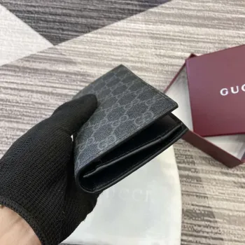 Gucci 821213 GG Emblem Black mini wallet