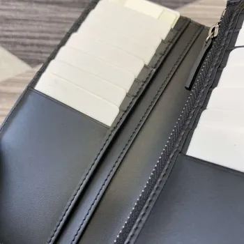Gucci 821213 GG Emblem Black mini wallet
