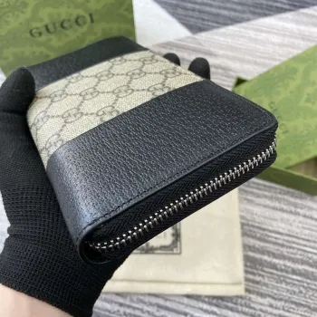 Gucci GG Emblem Black and  Beige 821803 mini wallet