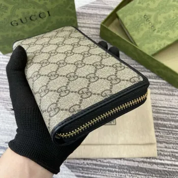 Gucci 821803 GG Emblem Beige and Black mini wallet