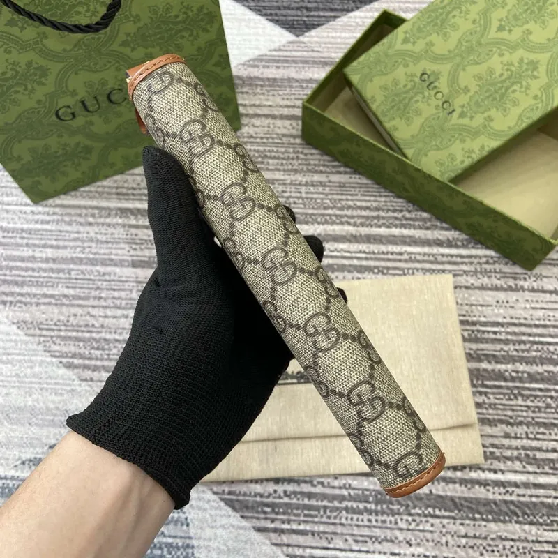 Gucci 821803 GG Emblem Beige and dark brown mini wallet