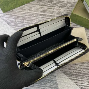 Gucci 821803 GG Emblem ultra soft black embossing Black