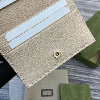 Gucci 815901 GG Emblem mini wallet Beige