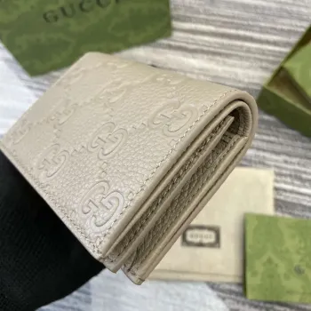 Gucci 815901 GG Emblem mini wallet Taupe