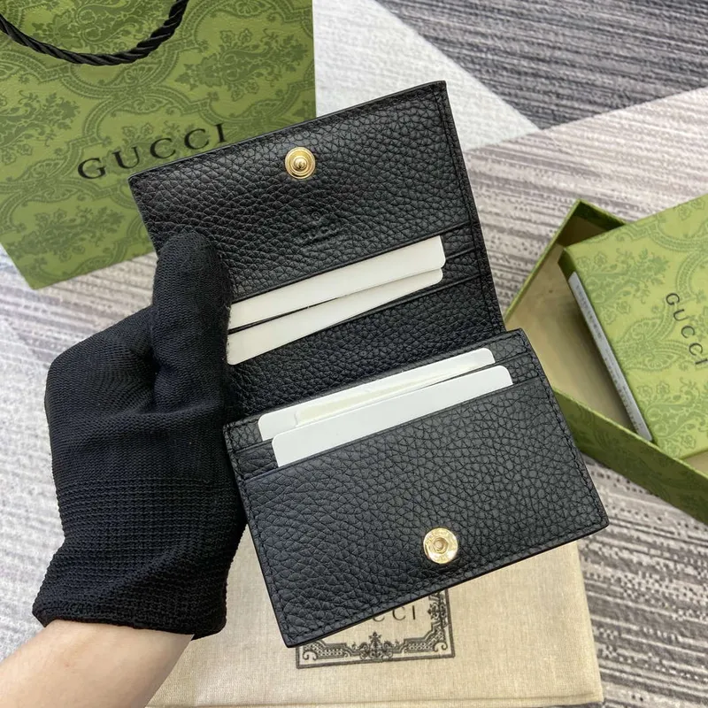 Gucci 815901 GG Emblem mini wallet Black