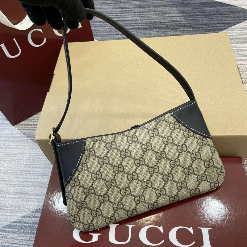 Gucci 820696 GG Emblem super mini shoulder bag Beige and Black