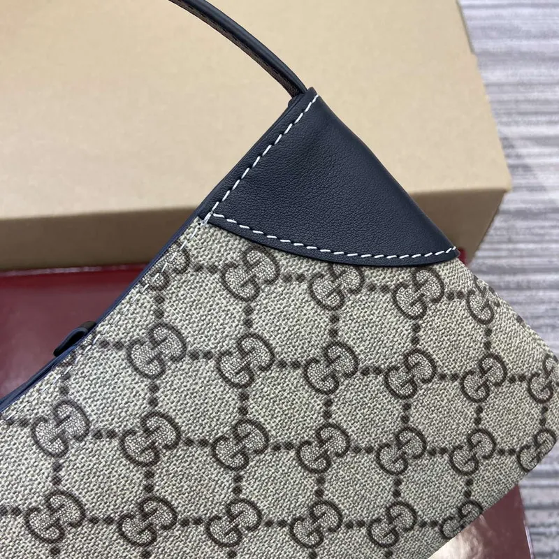 Gucci 820696 GG Emblem super mini shoulder bag Beige and Black