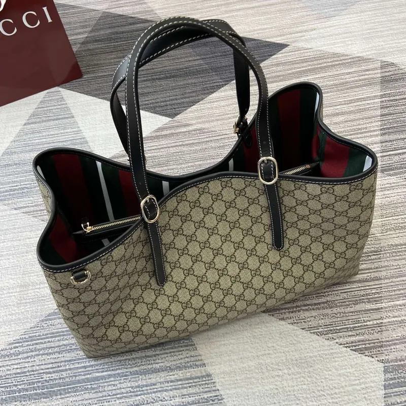 Gucci 815212 GG Emblem Large tote bag Beige and Black
