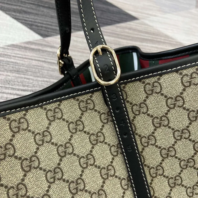 Gucci 815212 GG Emblem Large tote bag Beige and Black