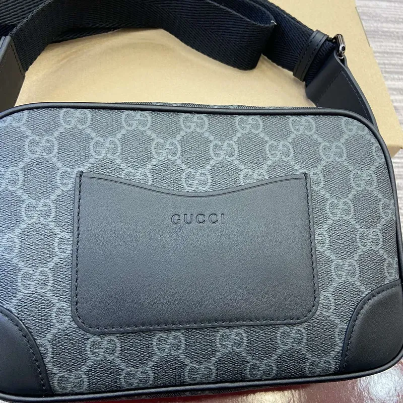 Gucci 821155 GG Emblem small crossbody bag Black