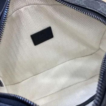 Gucci 821155 GG Emblem small crossbody bag Black