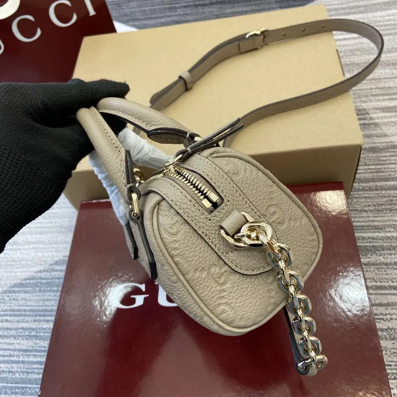 Gucci 815256 GG Emblem super mini top handle bag Apricot