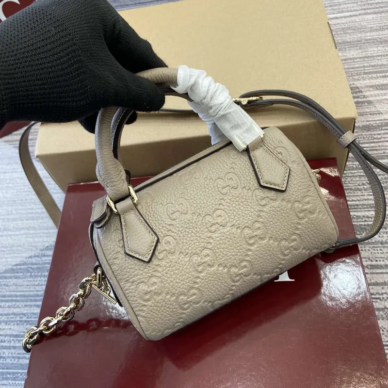 Gucci 815256 GG Emblem super mini top handle bag Apricot