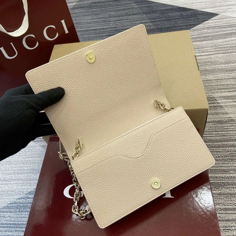 Gucci 818705 GG Emblem super mini shoulder bag Beige