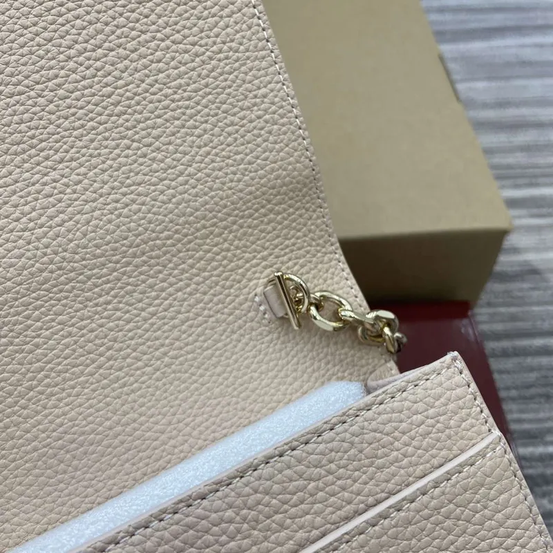 Gucci 818705 GG Emblem super mini shoulder bag Beige