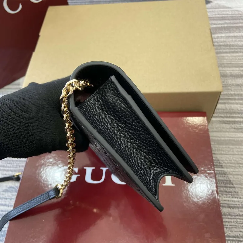 Gucci 818705 GG Emblem super mini shoulder bag Black