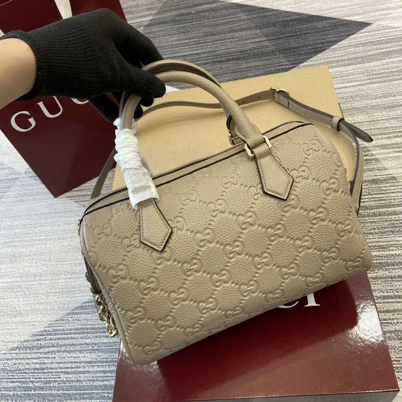 Gucci 815255 GG Emblem Small top handle bag Apricot