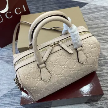 Gucci 815255 GG Emblem Small top handle bag Beige
