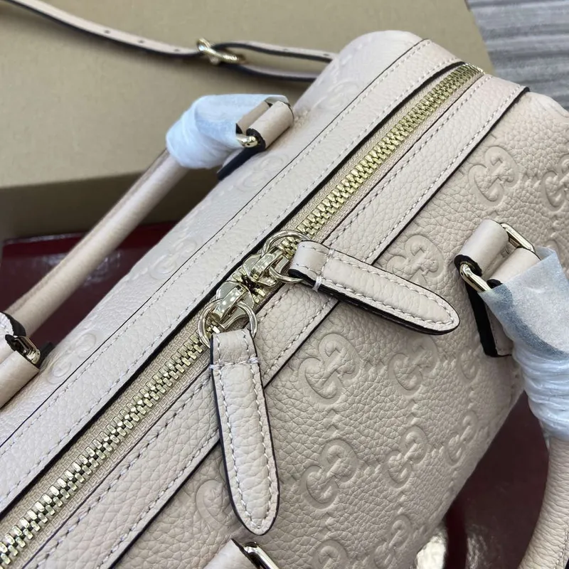Gucci 815255 GG Emblem Small top handle bag Beige