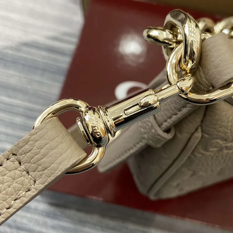 Gucci 820453 GG Emblem Medium Shoulder bag Apricot