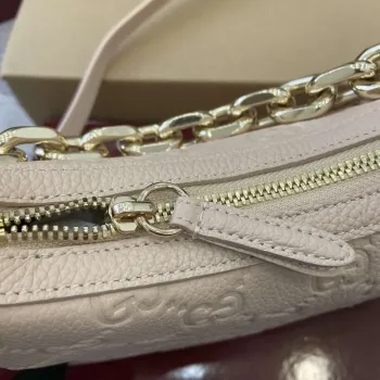 Gucci 820453 GG Emblem Medium Shoulder bag Beige