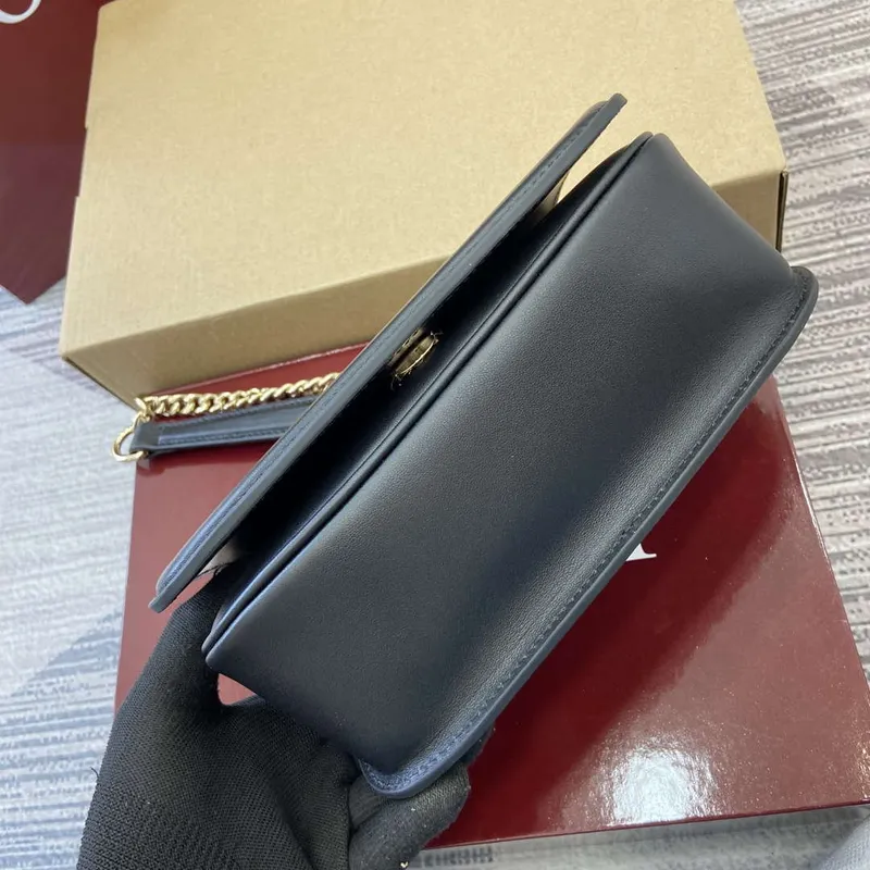 Gucci 815711 Gucci Blondie mini shoulder bag Black