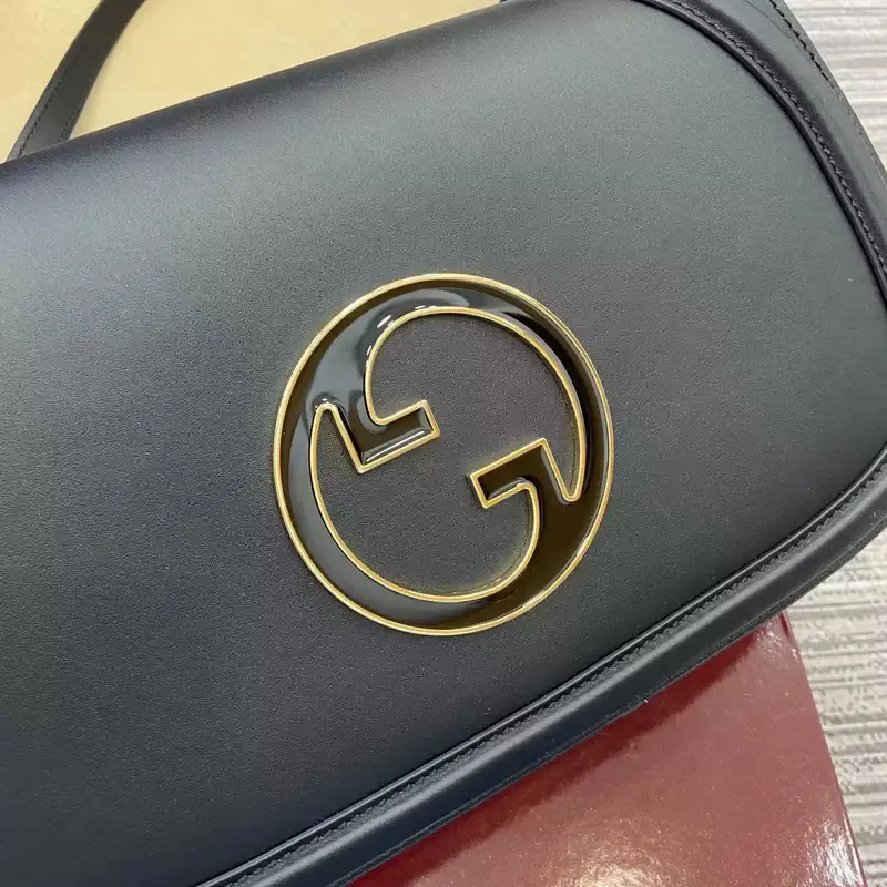 Gucci 815719 Gucci Blondie Medium top handle bag Black