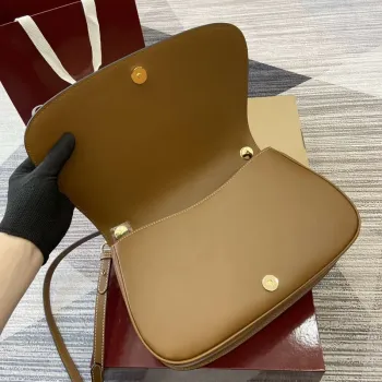 Gucci 815716 Gucci Blondie Medium top handle bag Brown