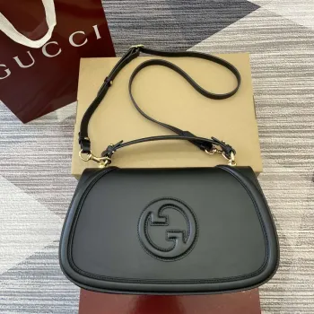 Gucci 815716 Gucci Blondie Medium top handle bag Black