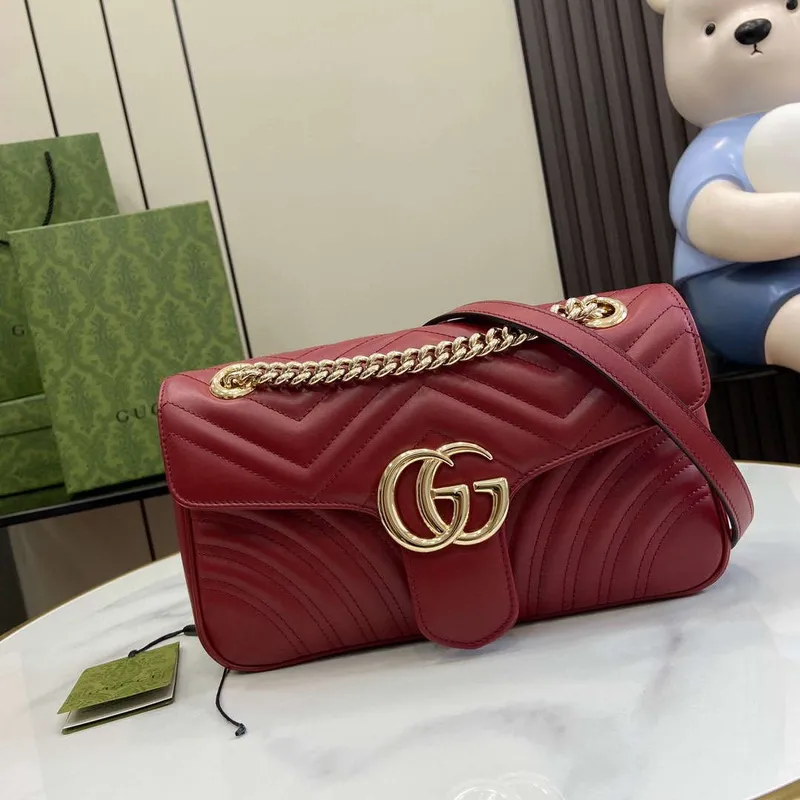 Gucci 443497 GG Marmont Matelassé shoulder Bag Wine Red