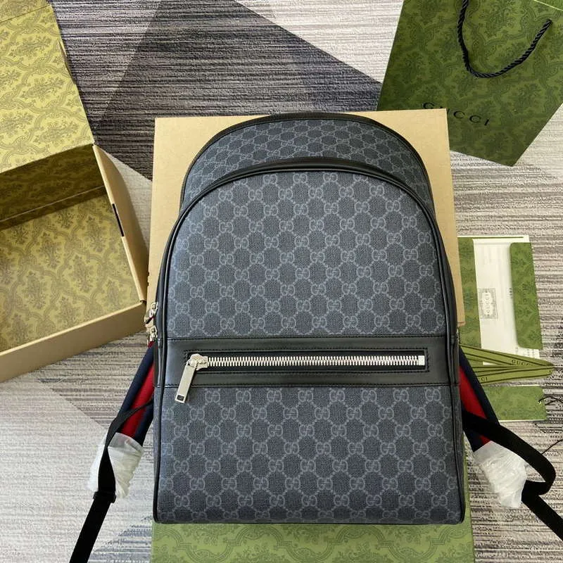 Gucci 792123 GG Supreme Canvas Backpack Black