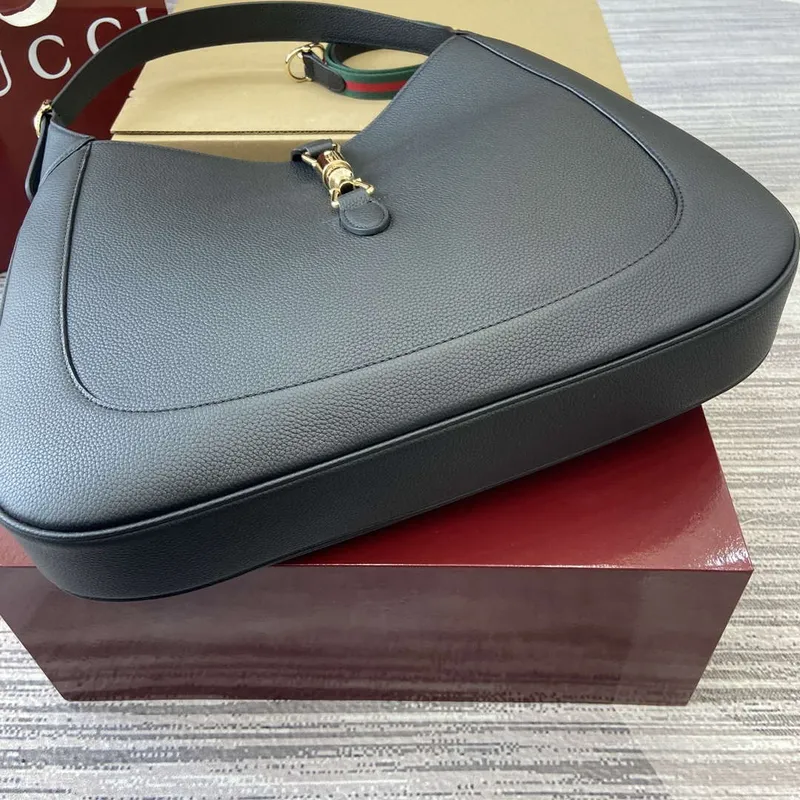 Gucci 813650 Jackie Large Shoulder Bag Black