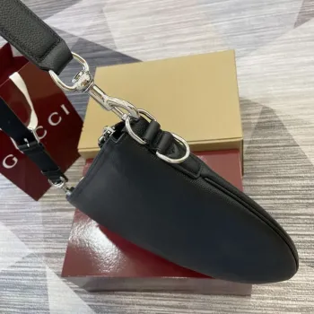 Gucci 801887 Gucci B Small Crossbody Bag Black