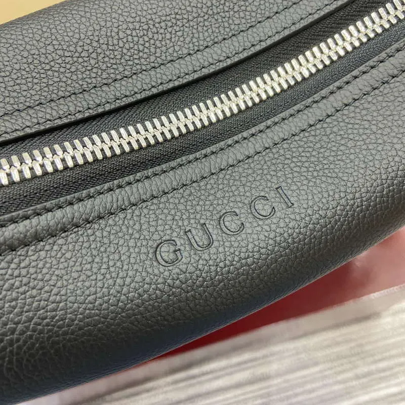 Gucci 801887 Gucci B Small Crossbody Bag Black