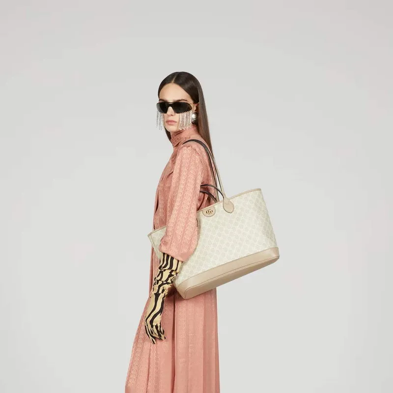 Gucci   739730 Ophidia Medium Tote Bag Beige and Oatmeal