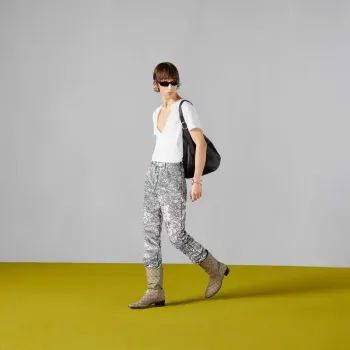 Gucci 763103 Gucci Jackie 1961 Small Shoulder Bag  Black Leather