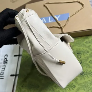 Gucci   746433 GG Marmont Mini Bucket Bag White