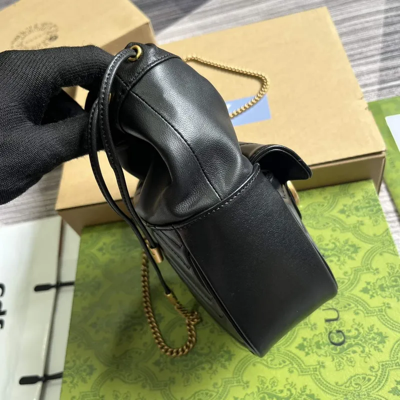 Gucci   746433 GG Marmont Mini Bucket Bag Black