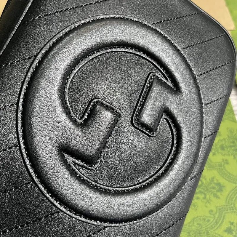 Gucci 742360 Gucci Blondie small shoulder bag Black Leather