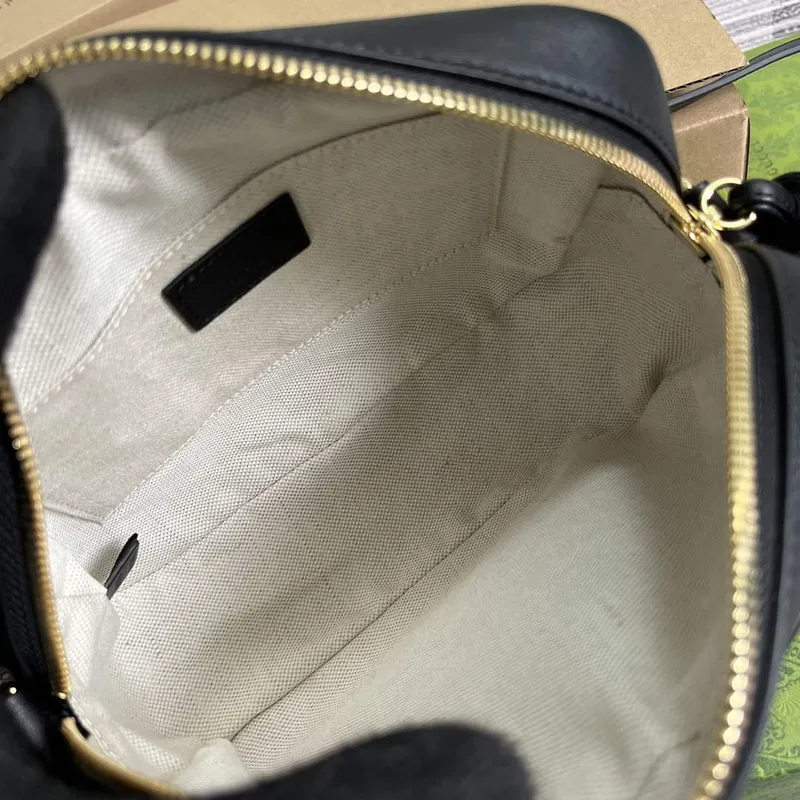 Gucci 742360 Gucci Blondie small shoulder bag Black Leather