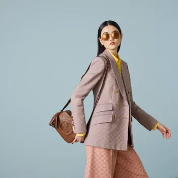 Gucci 742360 Gucci Blondie small shoulder bag Cuir Leather