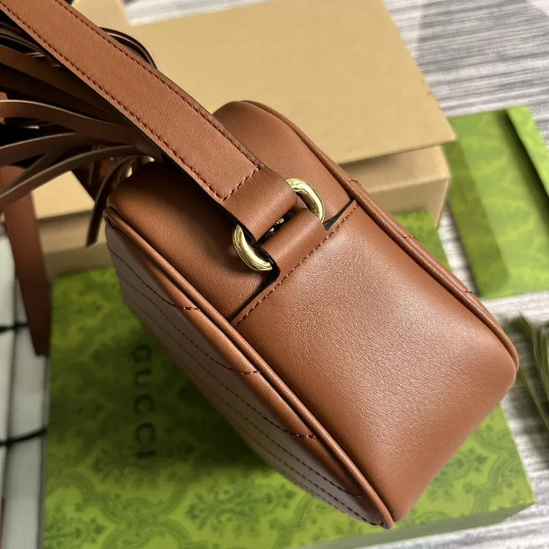 Gucci 742360 Gucci Blondie small shoulder bag Cuir Leather