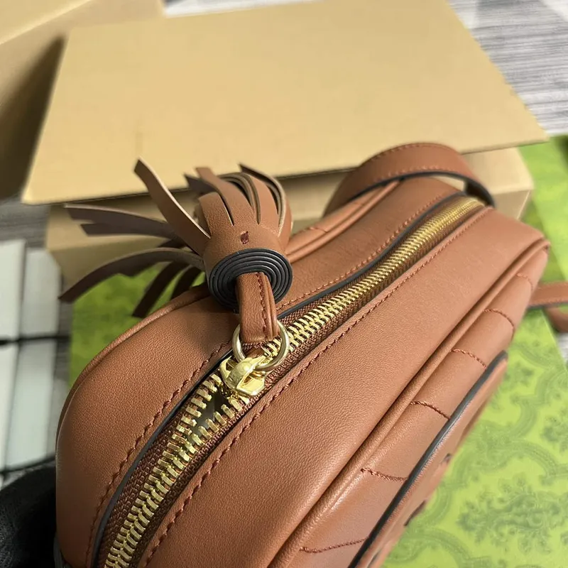 Gucci 742360 Gucci Blondie small shoulder bag Cuir Leather