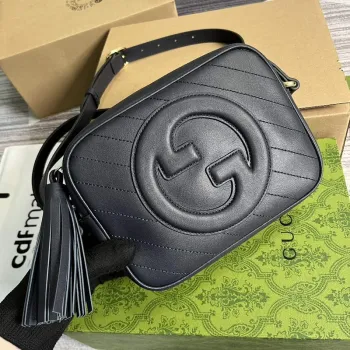 Gucci 742360 Gucci Blondie small shoulder bag Navy Blue Leather