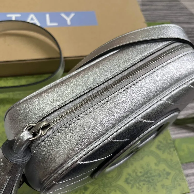 Gucci 742360 Gucci Blondie small shoulder bag Metallic silver Leather
